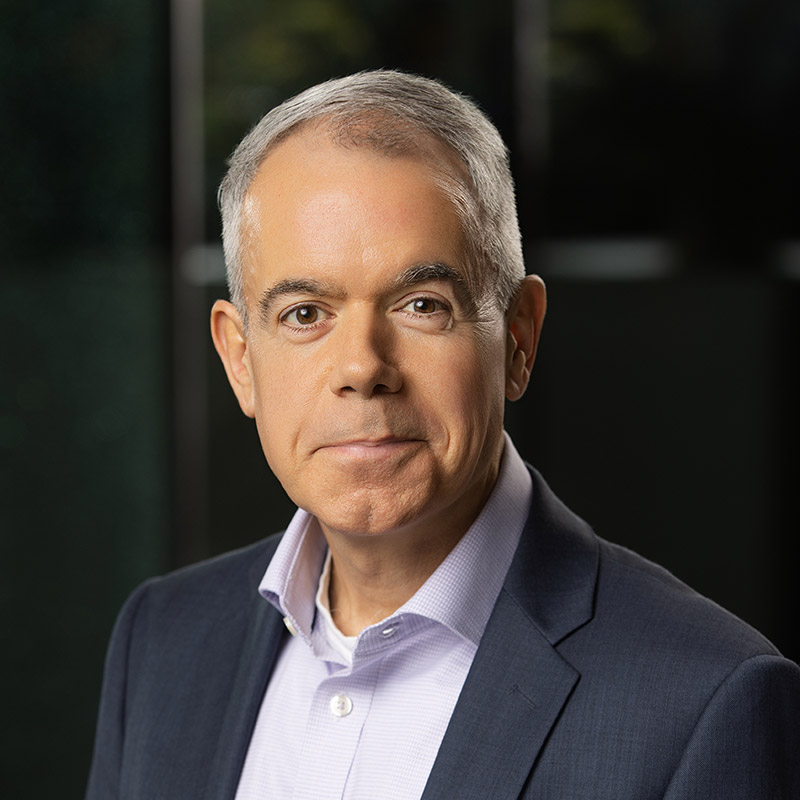 Jahon Hobbeheydar headshot